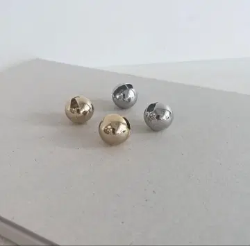 데콜테 액세서리 공 귀걸이 미사용품