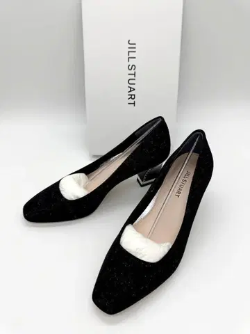 새상품 질스튜어트 스퀘어토 펌프스 블랙 24.5cm