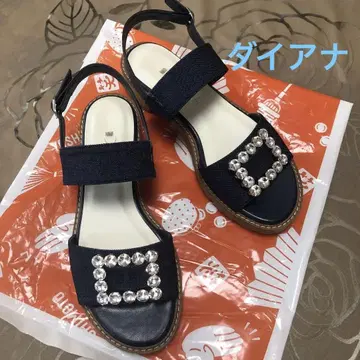 다이애나 샌들