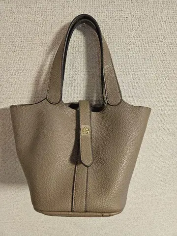 토프 컬러 가죽 토트백