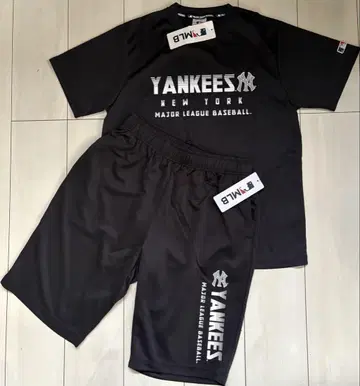 새상품 M 사이즈 MLB 양키스 상하의 세트 티셔츠 하프 팬츠 메쉬