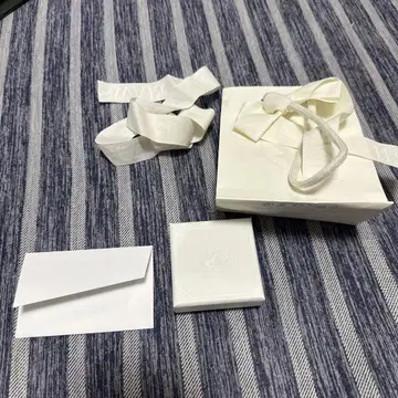 스와로브스키 Dextera 목걸이 펜던트