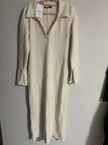 ZARA 자라 크림색 긴팔 롱 원피스 L 사이즈