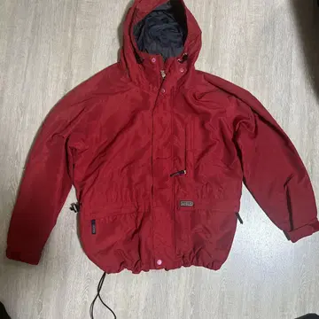 AIGLE 마운틴 후드티