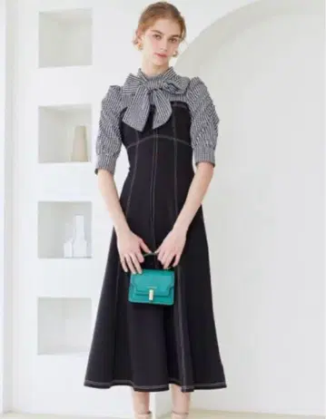 AndCouture 리본 포함 체크 무늬 원피스