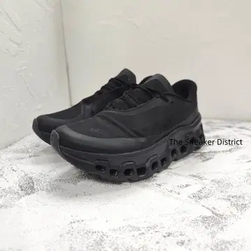 ON Cloudtilt 경량 통기 러닝화 사이즈 26.5cm