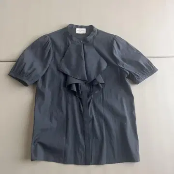 UNITED ARROWS 프론트 프릴 숏 슬리브 블라우스 반팔