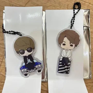 GLAY HMV 한정판 스와린코 아크릴 키링 JIRO 2개 세트