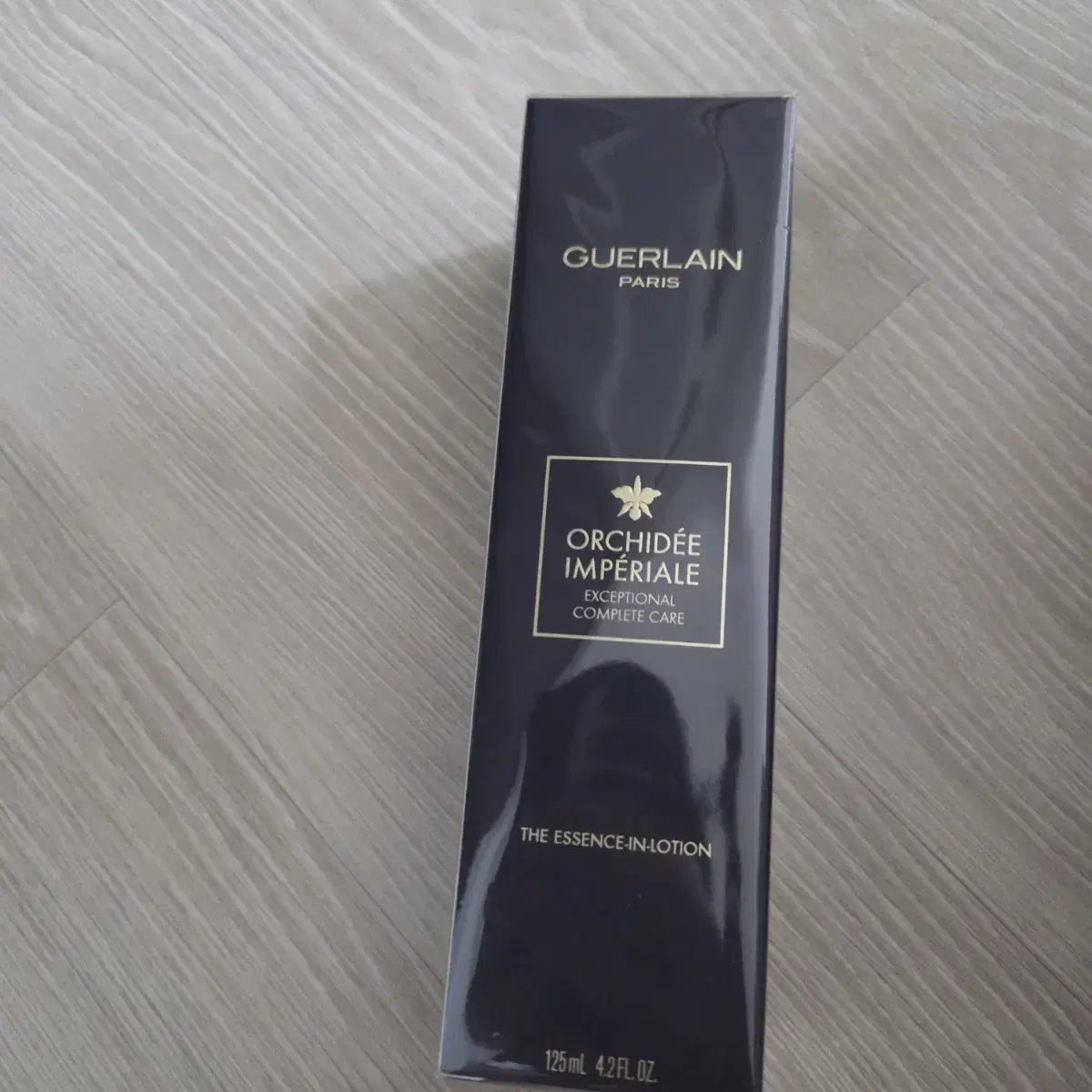 New Guerlain Imperial Exceptional Complete Care The Essence in Lotion