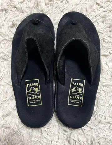 ISLAND SLIPPER 유나이티드 애로우즈 스웨이드 샌들