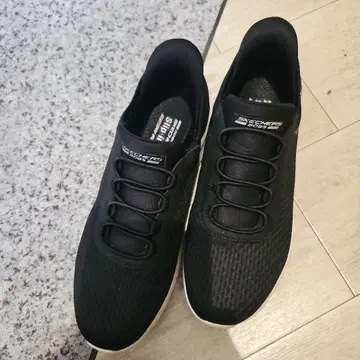 Skechers Slip-ins 블랙