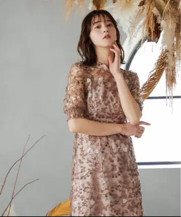 자수 핑크 계열 레이스 원피스