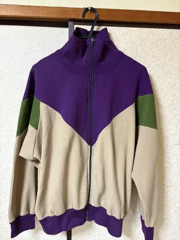 노브랜드 80년대 트랙 자켓