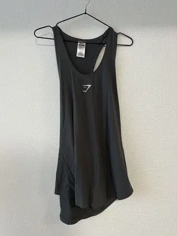 GYMSHARK 블랙 탱크탑 XL