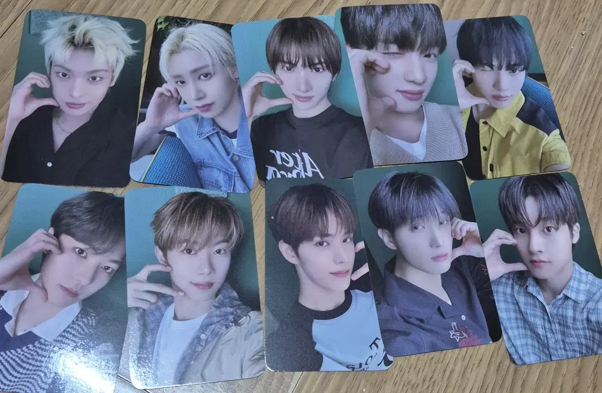 xikers 2zuu Anniversary Happy Roady dey, wts each for 1.5