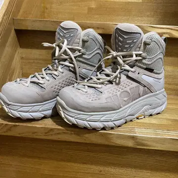 HOKA ONE ONE M TOR ULTRA HI WP 25cm 베이지