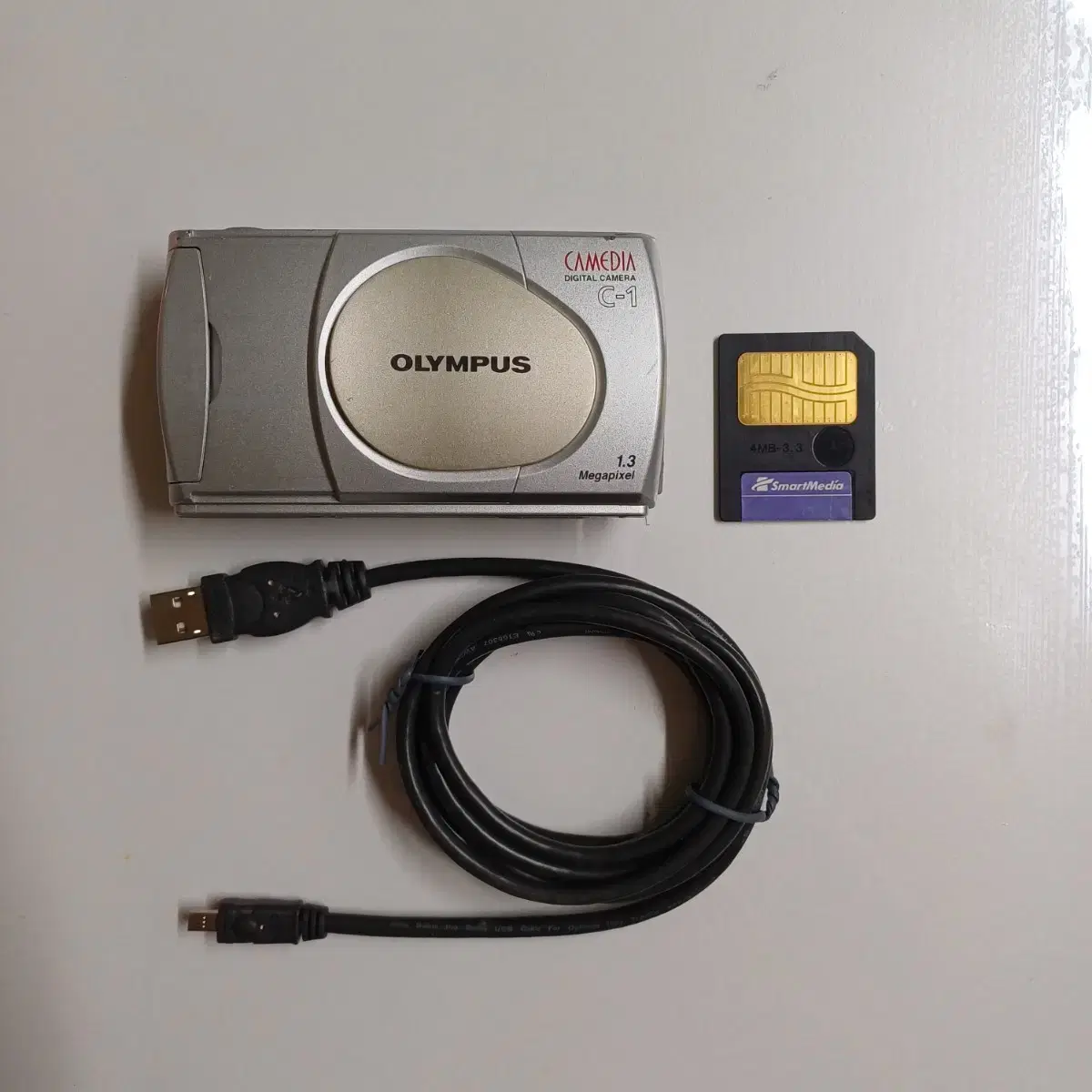 Olympus C-1 Vintage Digital Camera