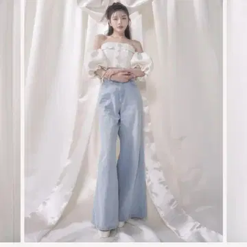 다리치 퍼프 슬리브 오프 숄더 트위드 상의