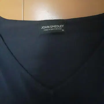 JOHN SMEDLEY 네이비 V넥 스웨터 XL