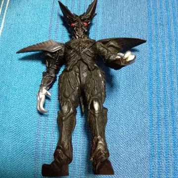중고 기생충 제트 피규어 약 15cm 2001 반다이 츠부라야 프로덕션