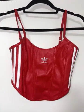 아디다스 뷔스티에