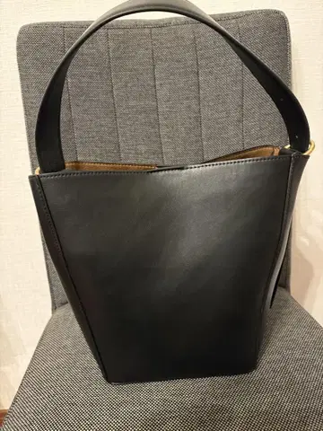 자라 버킷 백