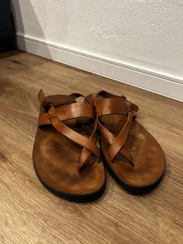 일비종떼 샌들 브라운