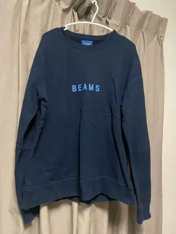 BEAMS 네이비 맨투맨 트레이닝복