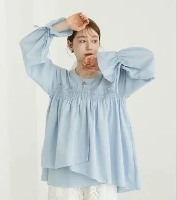 hinari 아지메 프릴 블라우스