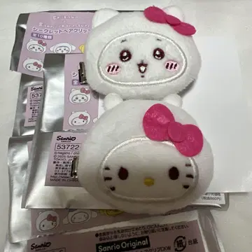 치이카와 산리오 시크릿 헤어 클립 2개 세트