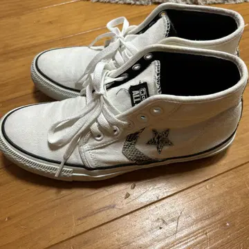 컨버스 올스타 화이트 xLARGE 콜라보