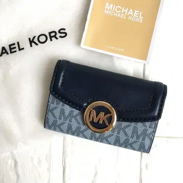 새상품 마이클코어스 MICHEAL KORS 시그니처 핑크 키케이스