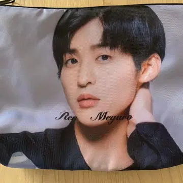 메구로 렌 파우치