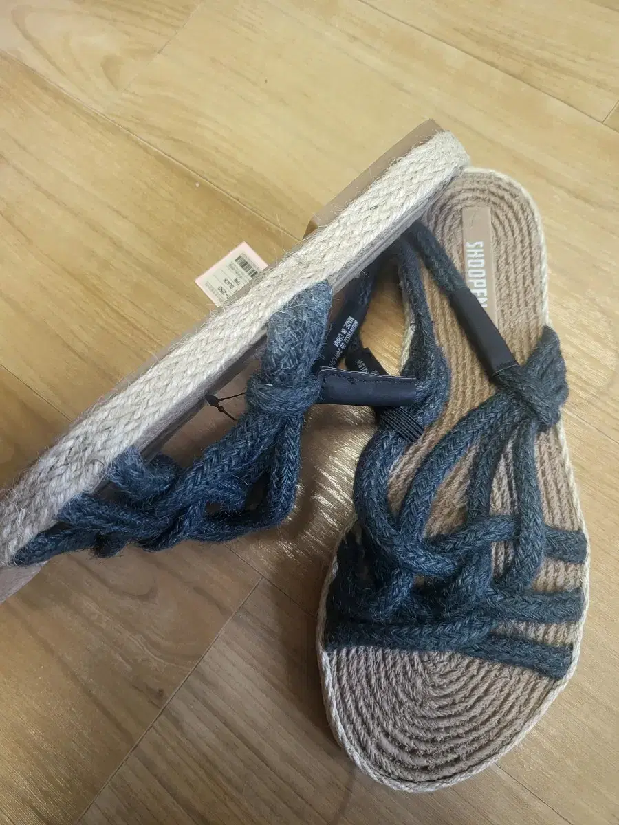 Shoopen sandals, new, size 240