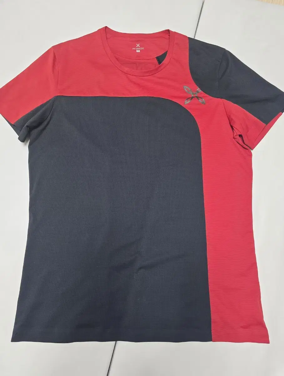 Montura Short Sleeve T-Shirt Unisex