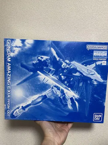 MG 1/100 건담 어메이징 엑시아