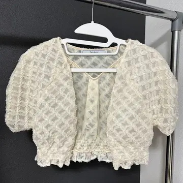 Lily Brown 볼레로