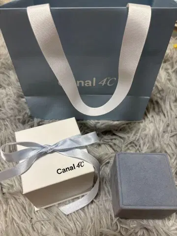 Canal 4C 실버 목걸이 기프트 박스 포함