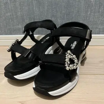 다이애나 펄 샌들 블랙 23.5