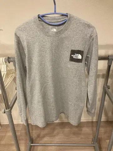 THE NORTH FACE 그레이 긴팔 티셔츠