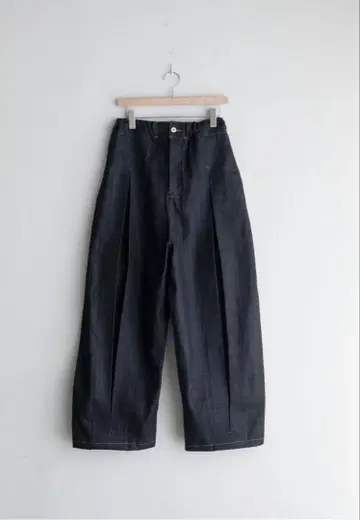 sagenation BOX PLEAT TROUSER 데님