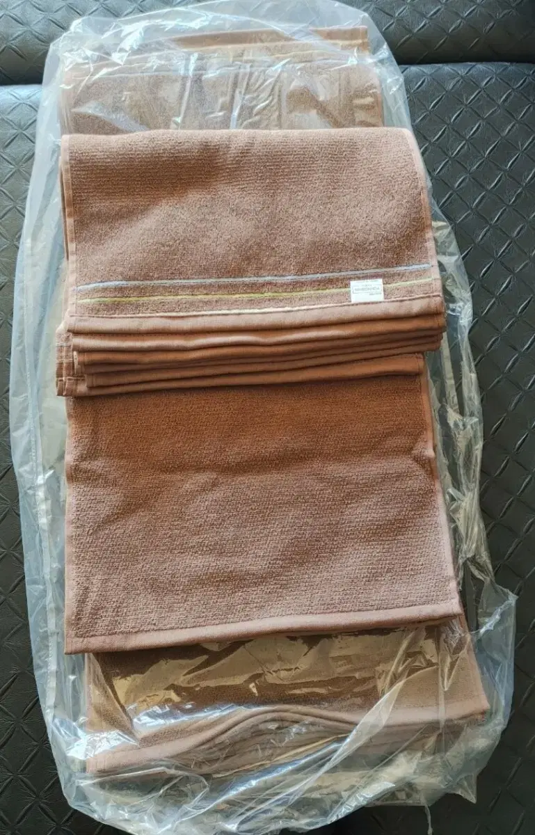 Youngshin Towel, 230 Towels (Individual sell)