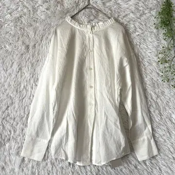 새상품 모나움 코튼 프릴 블라우스 화이트 정가 12000