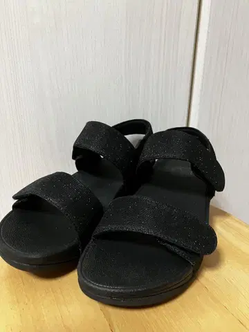 핏플랍 그로터 샌들