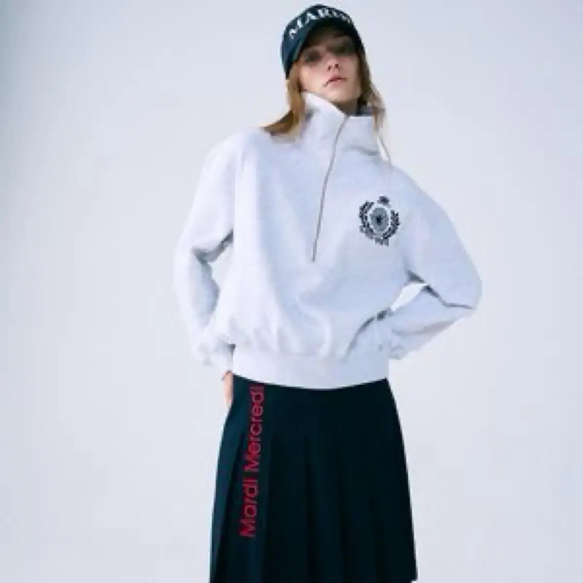 Mardi Mercredi Half Zip Sweatshirt