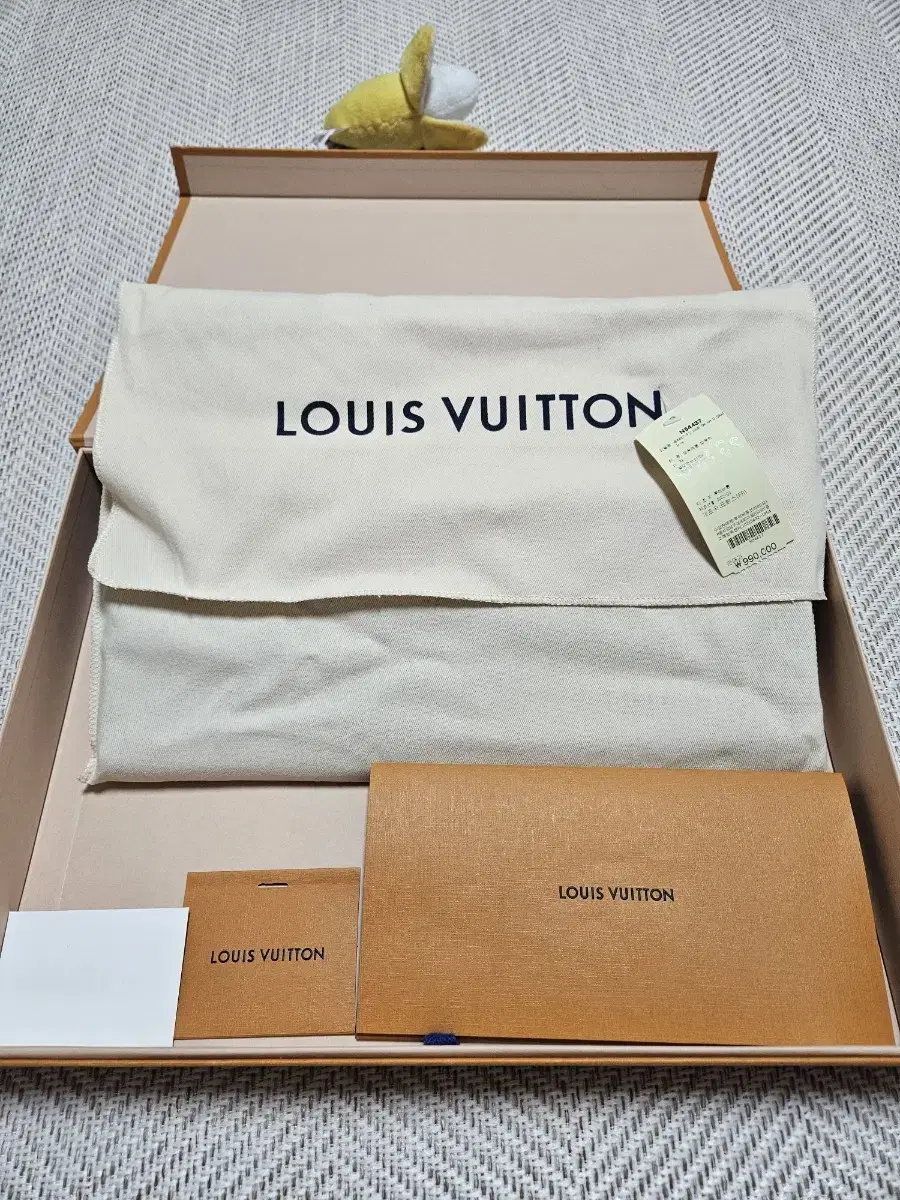 Louis Vuitton Pochette Clutch Bag