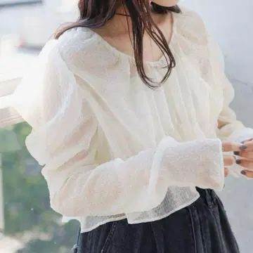 Kastane 카스타네 시어 보타이 개더 블라우스 아이보리