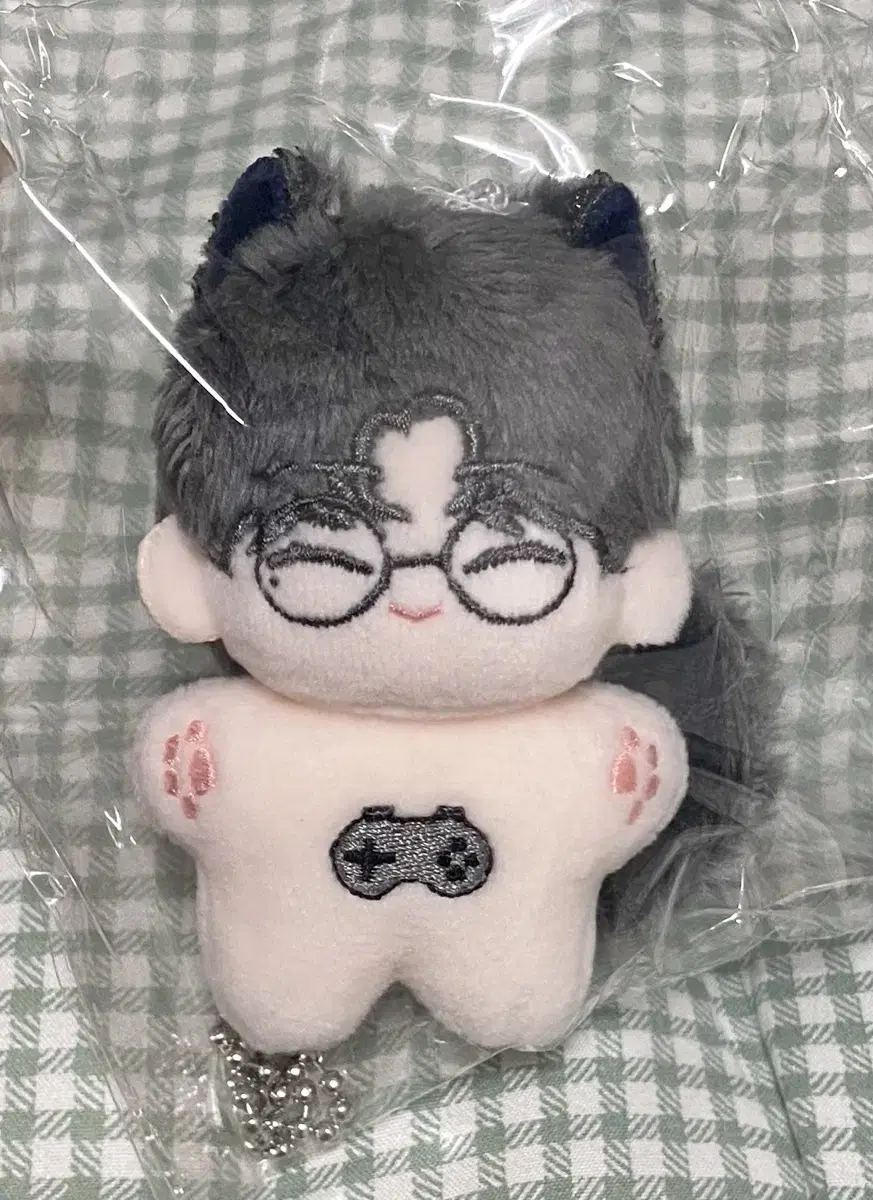 Seventeen Wonwoo 5cm doll sealed SVT wts