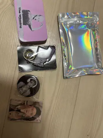 IU H.E.R 콘서트 기념품