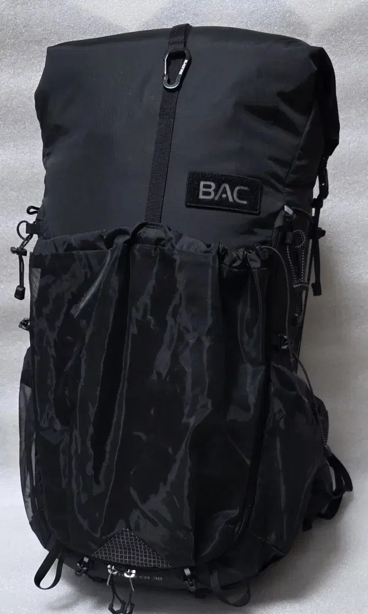 Blackyak TREKKER 30 Hiking Backpack Travel Camping Backpack Lightweight Roll-Top Backpack